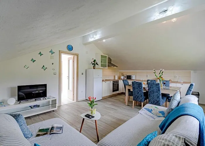 Pada Apartment *